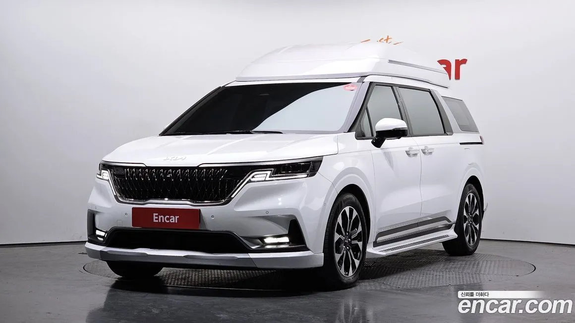 Kia Carnival — фото 1
