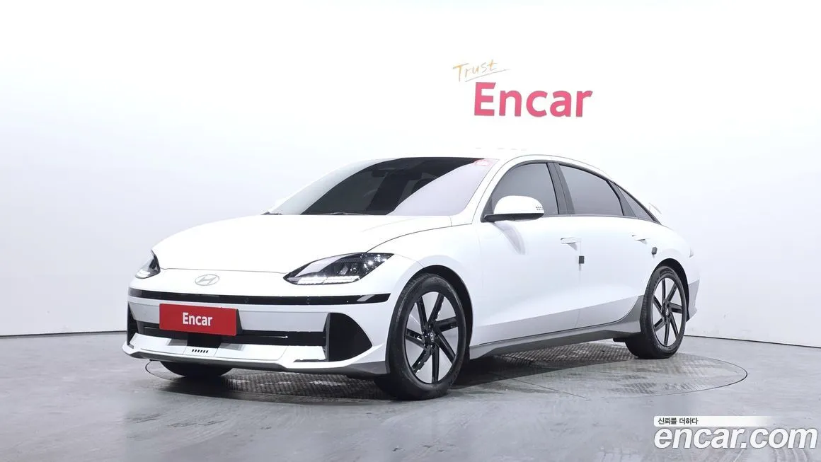 Hyundai Ioniq6 — фото 1