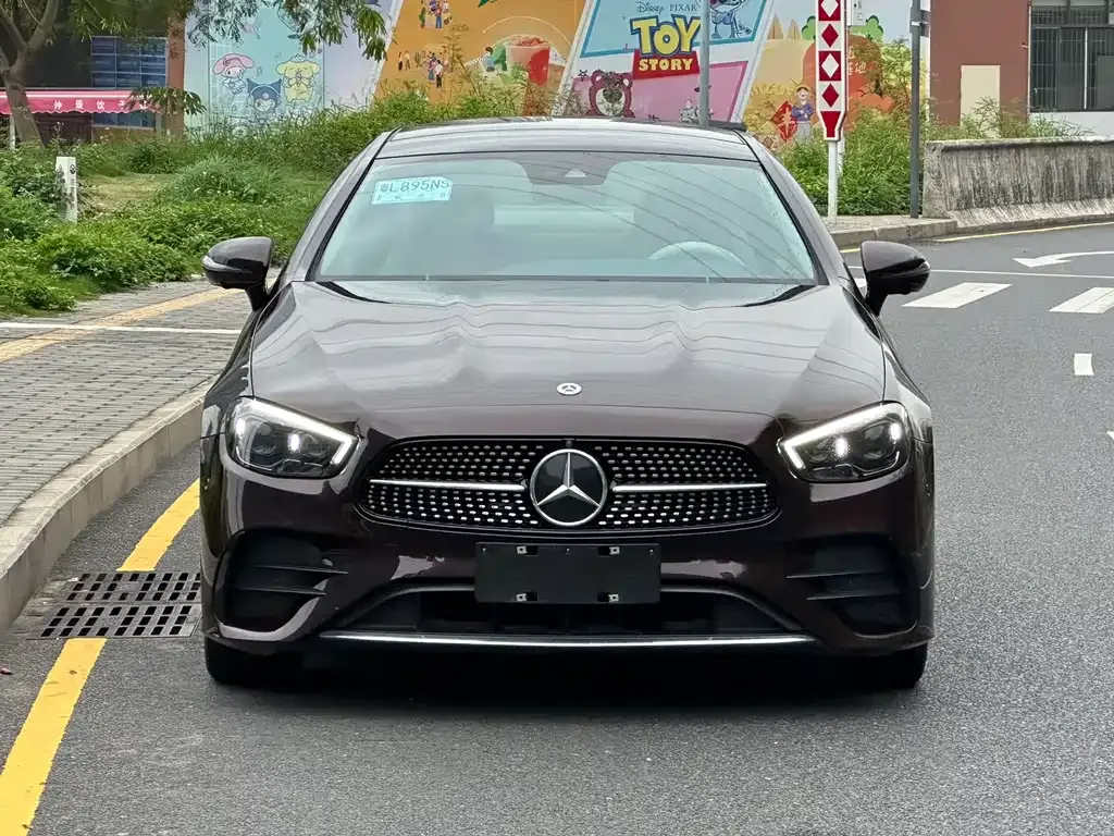 Mercedes-Benz E-Class (Import) — фото 9
