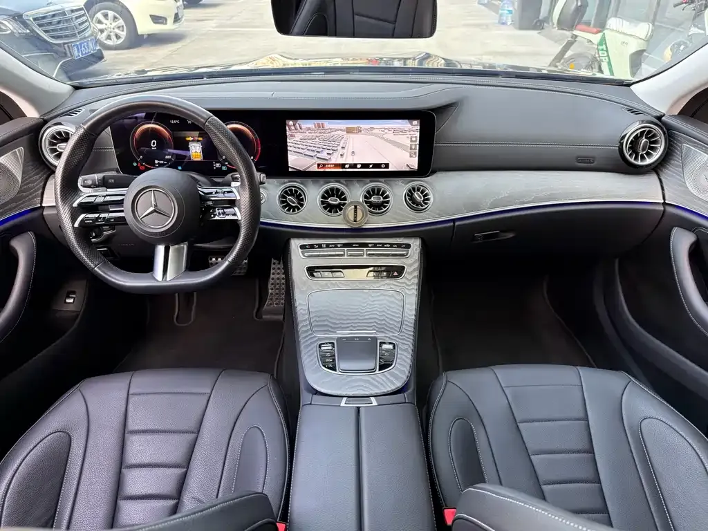 Mercedes-Benz CLS — фото 6