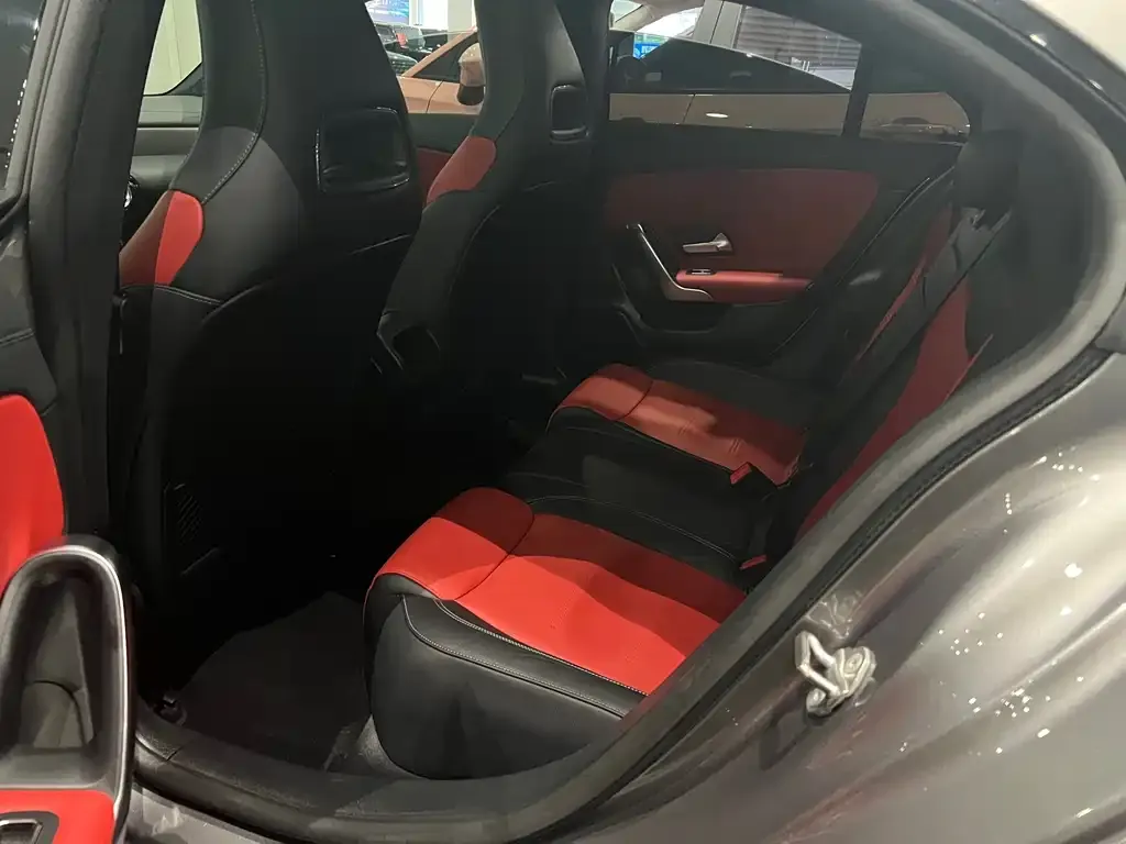Mercedes-Benz CLA AMG — фото 2