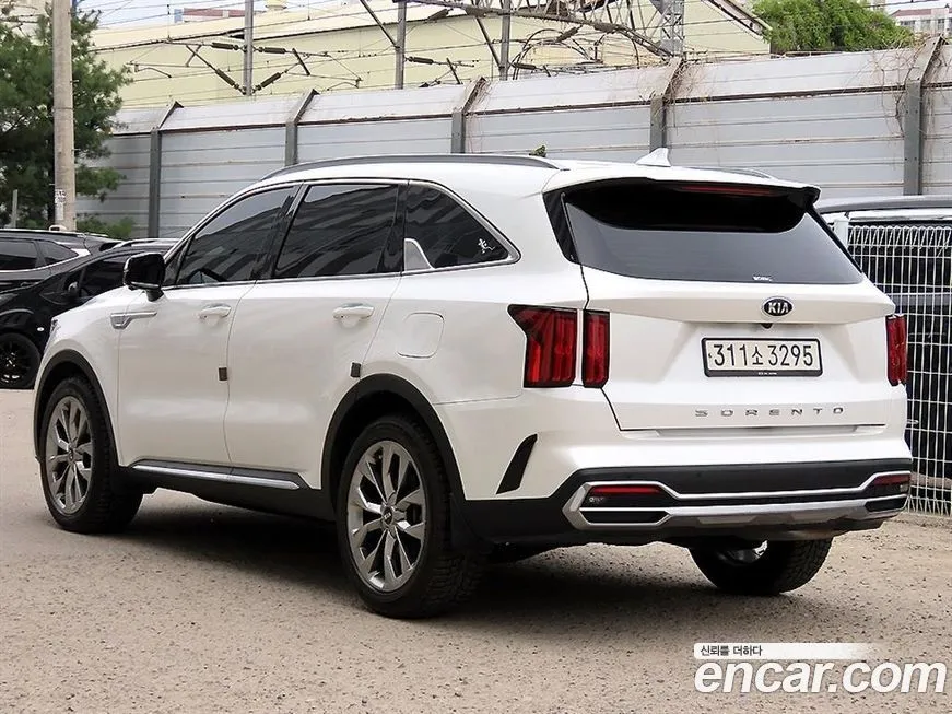 Kia Sorento — фото 5