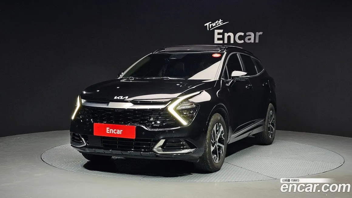 Kia Sportage — фото 1