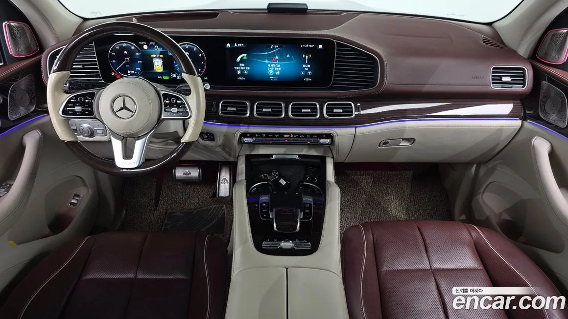 Mercedes-Benz GLS-Class — фото 9