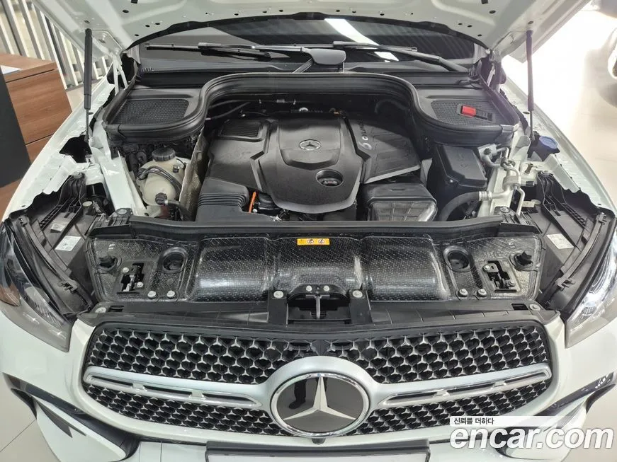 Mercedes-Benz GLE-Class — фото 10