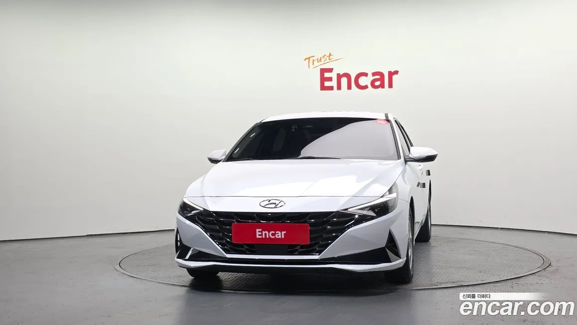 Hyundai AVANTE — фото 3