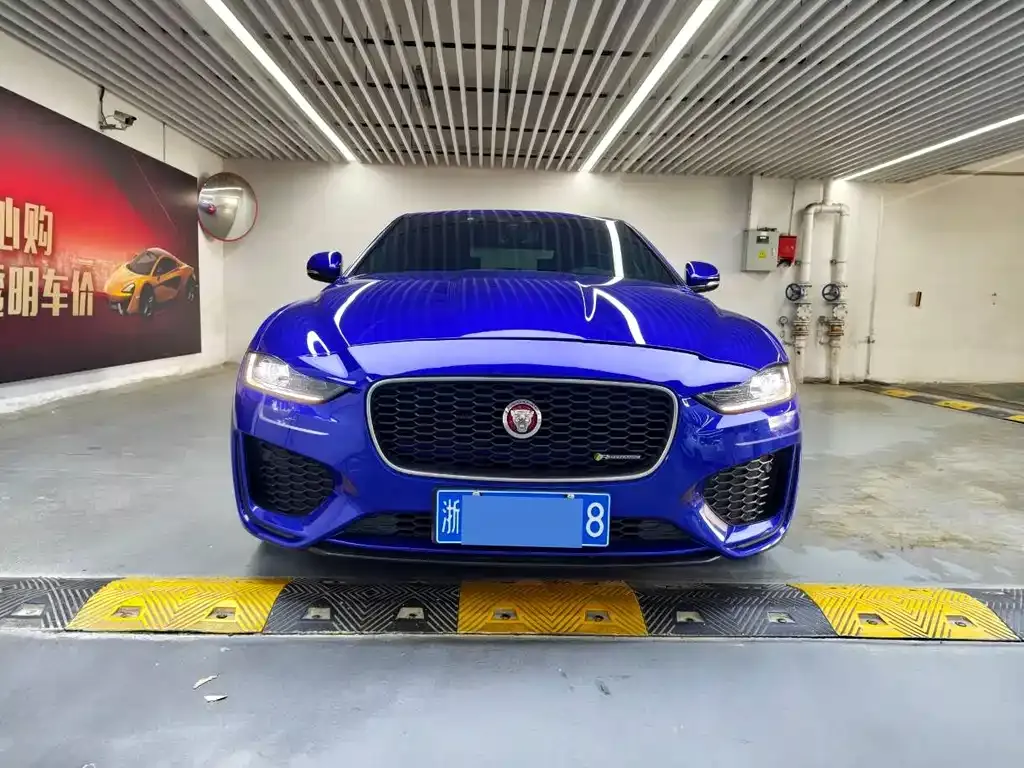 Jaguar XEL — фото 10