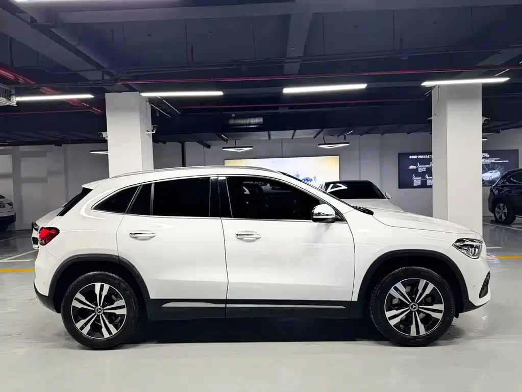 Mercedes-Benz GLA — фото 4
