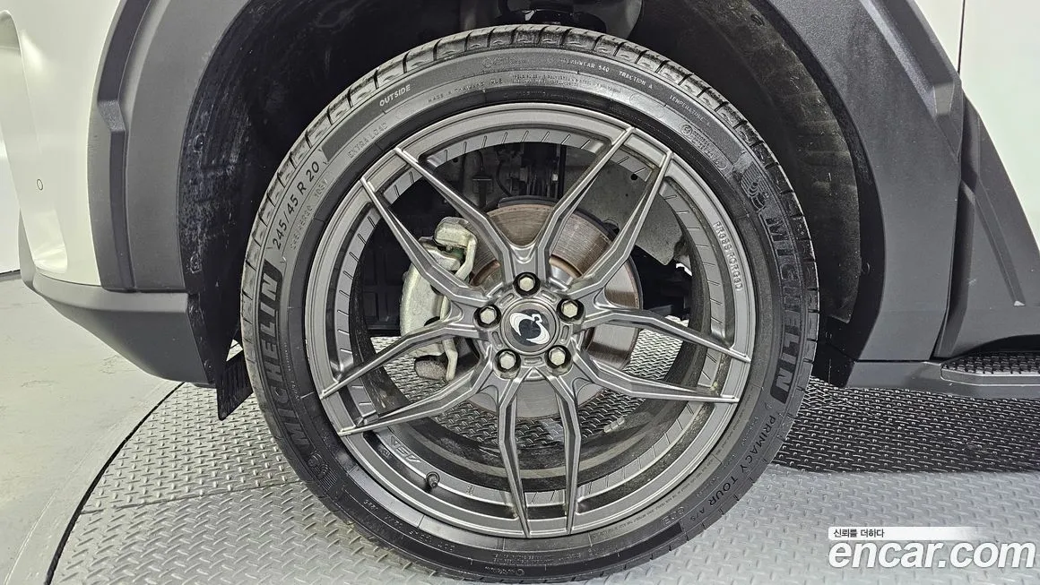 KG Mobility (Ssangyong) Torres — фото 10