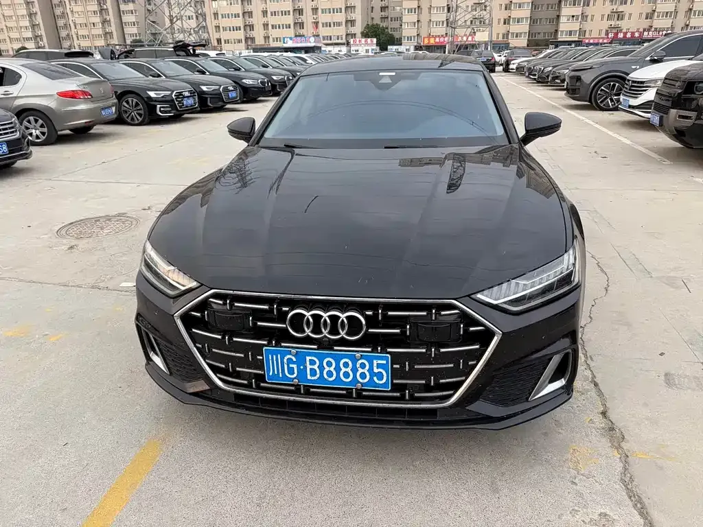 Audi A7L — фото 7