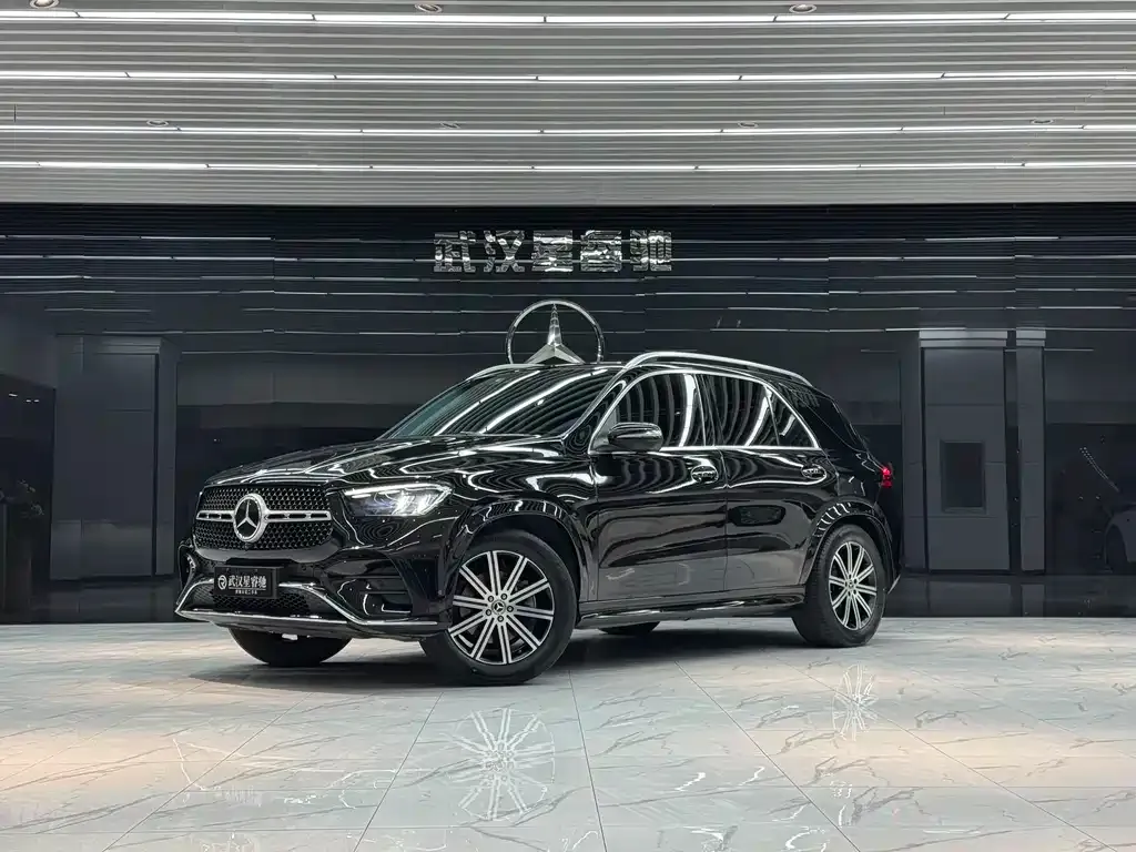 Mercedes-Benz GLE — фото 1