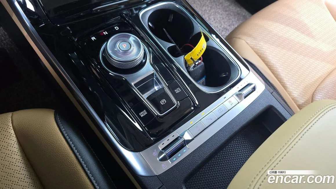 Kia Carnival — фото 10
