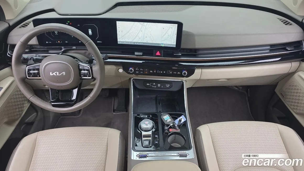Kia Carnival — фото 10