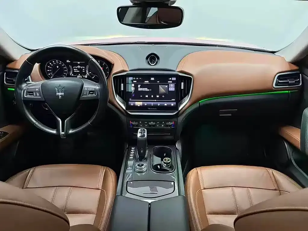 Maserati Ghibli — фото 8