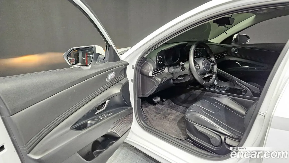 Hyundai AVANTE — фото 6