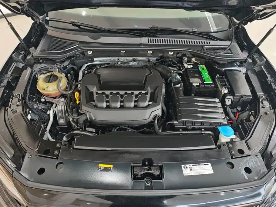 Volkswagen Passat — фото 10