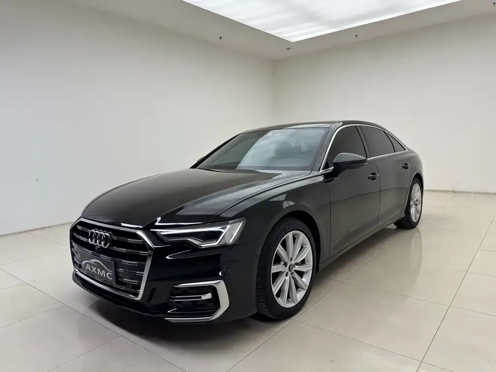 Audi A6L — фото 1