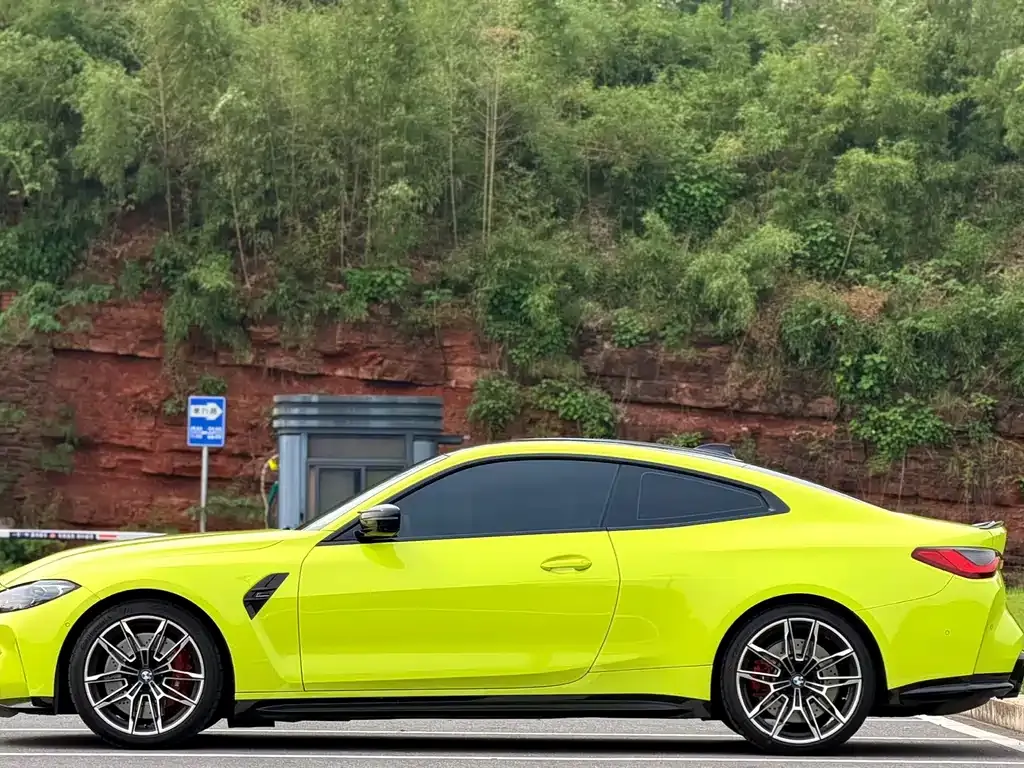 BMW M4 — фото 10