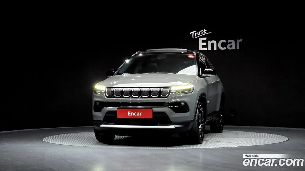 Jeep Compass — фото 2