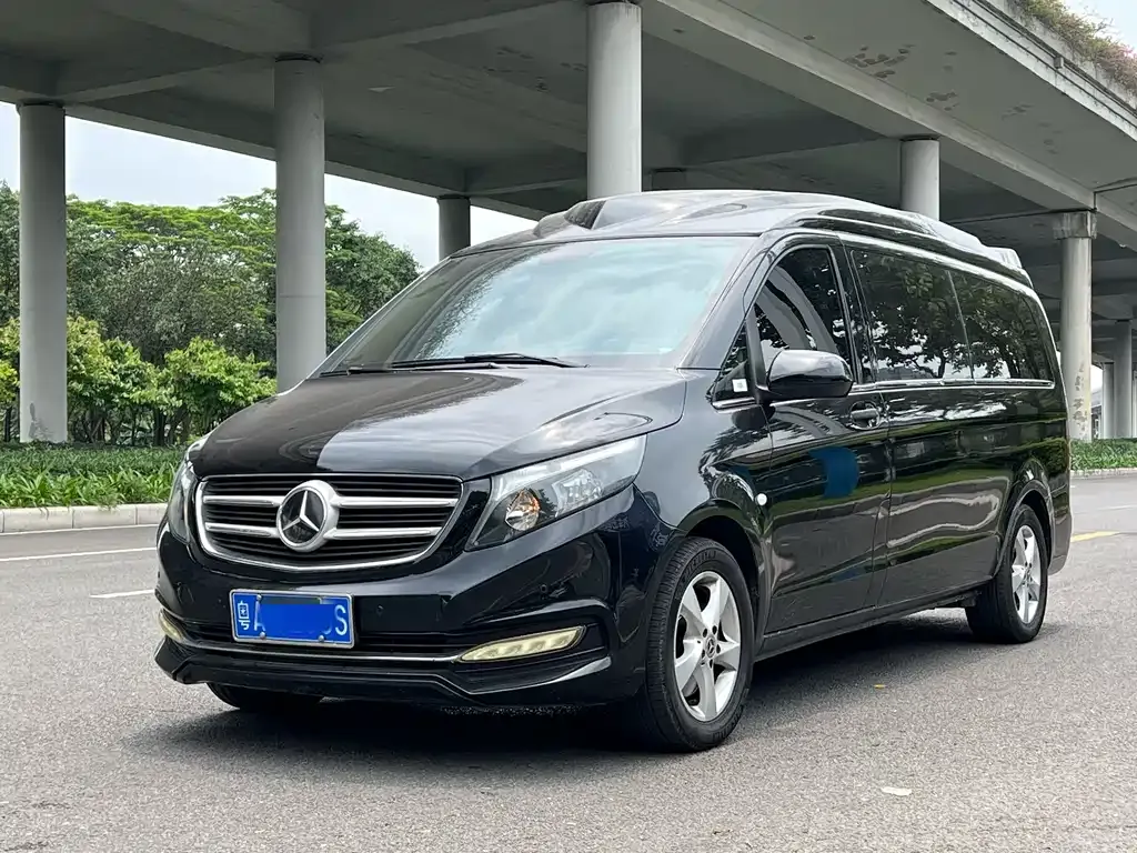 Mercedes-Benz Vito — фото 1