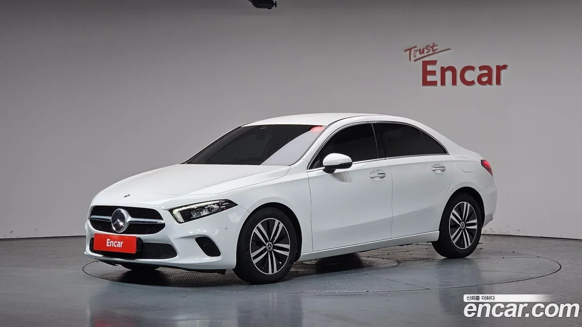 Mercedes-Benz A-Class — фото 1