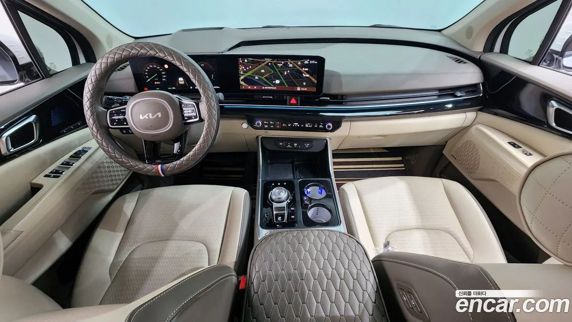 Kia Carnival — фото 6