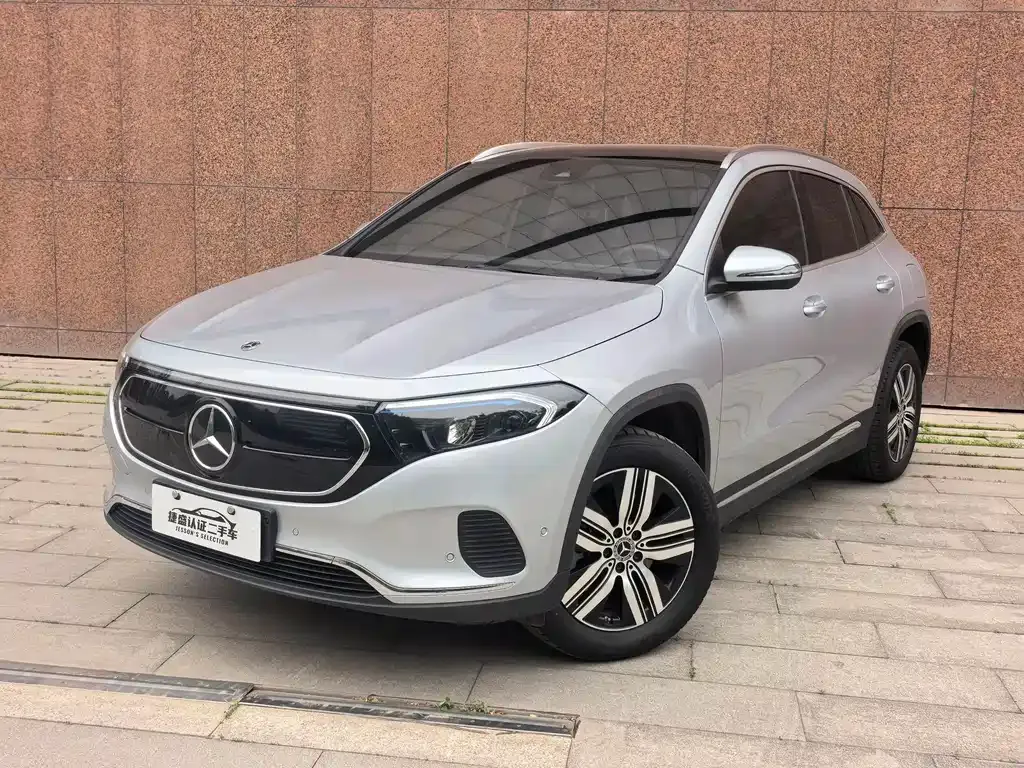 Mercedes-Benz EQA — фото 1