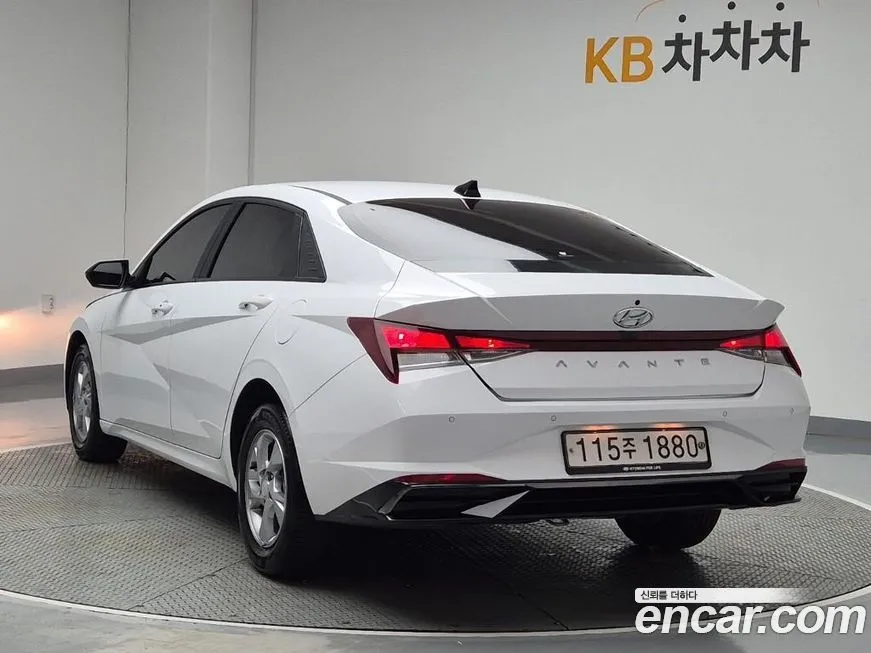 Hyundai AVANTE — фото 7
