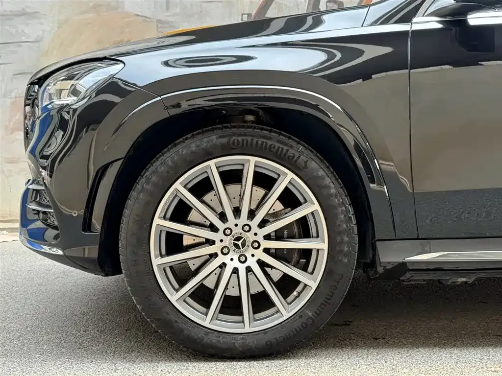 Mercedes-Benz GLS — фото 7
