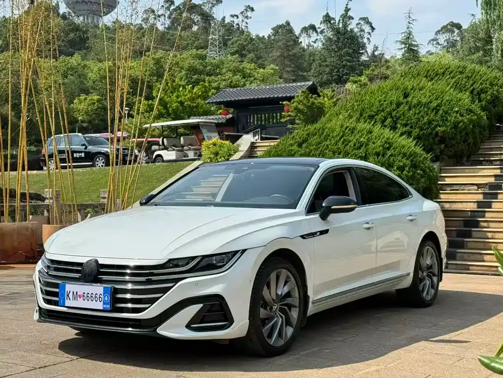 Volkswagen CC — фото 1