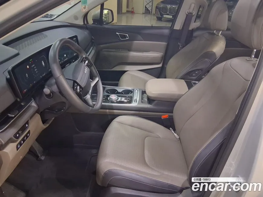 Kia Carnival — фото 2
