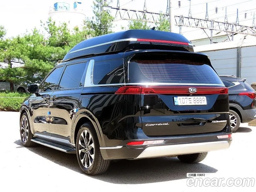 Kia Carnival — фото 2