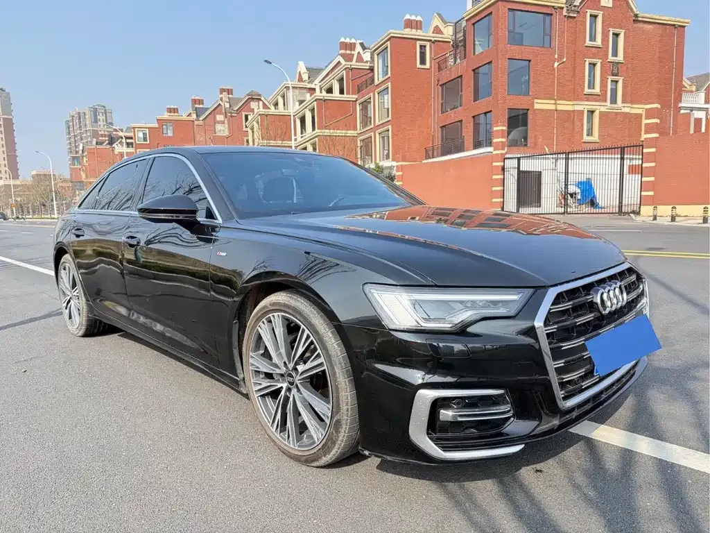 Audi A6L — фото 10