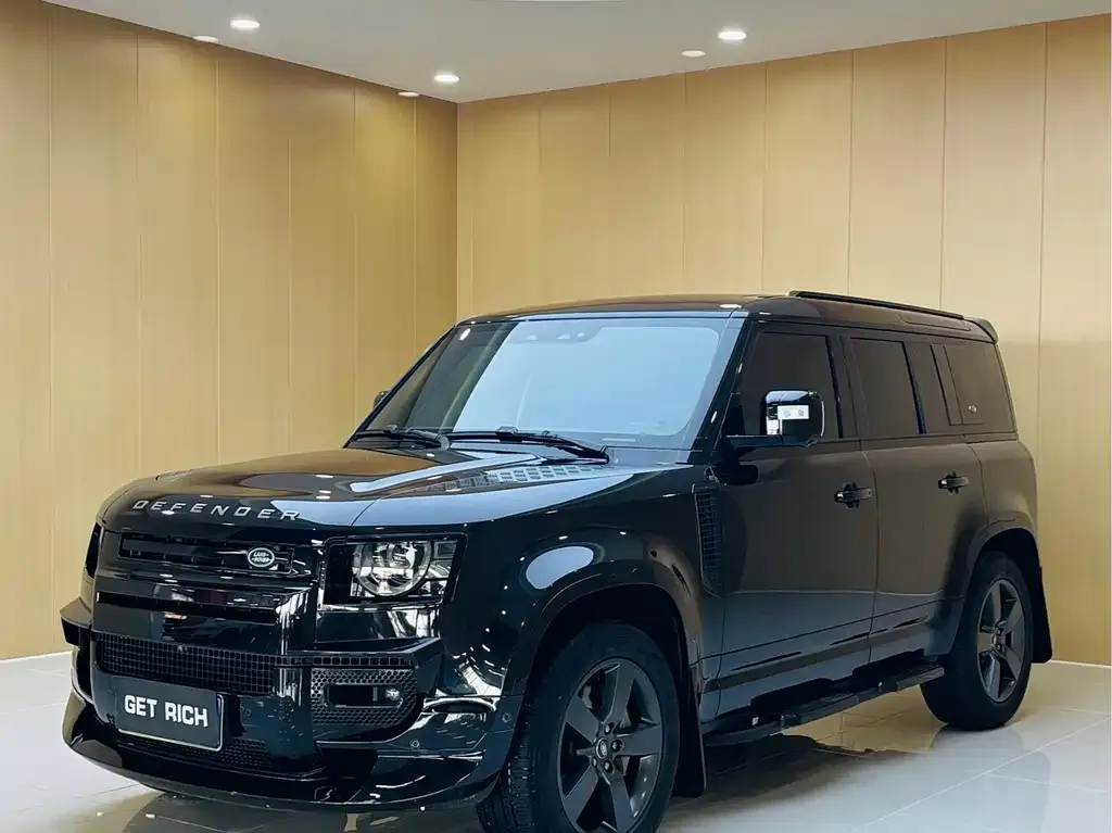 Land Rover Defender — фото 1