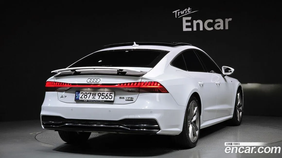 Audi A7 — фото 10