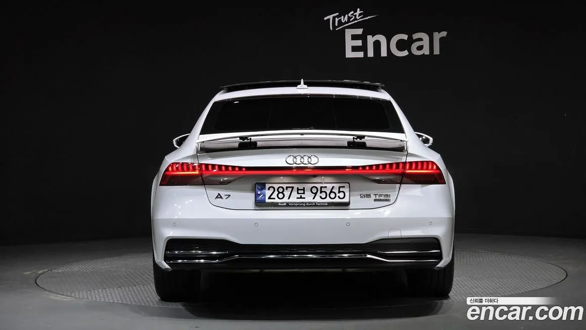 Audi A7 — фото 2