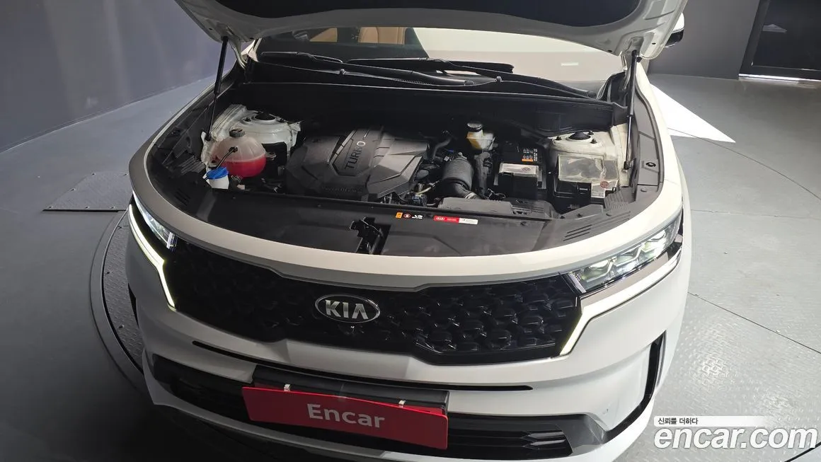 Kia Sorento — фото 9