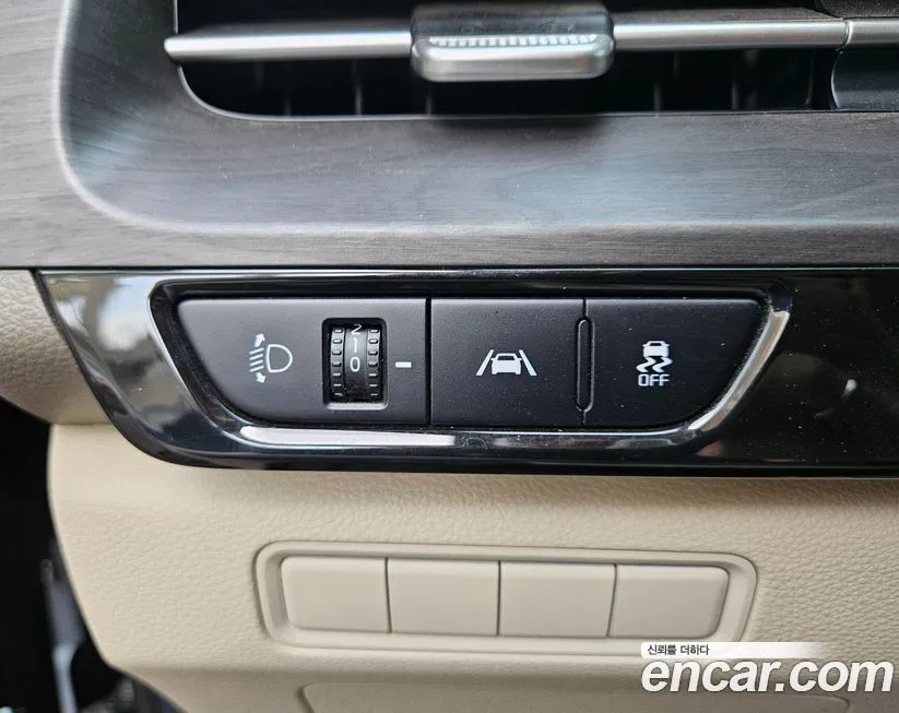 Kia Carnival — фото 2
