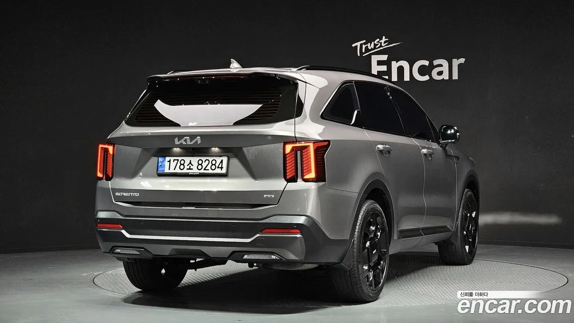 Kia Sorento — фото 4