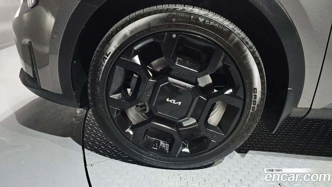 Kia Sorento — фото 8