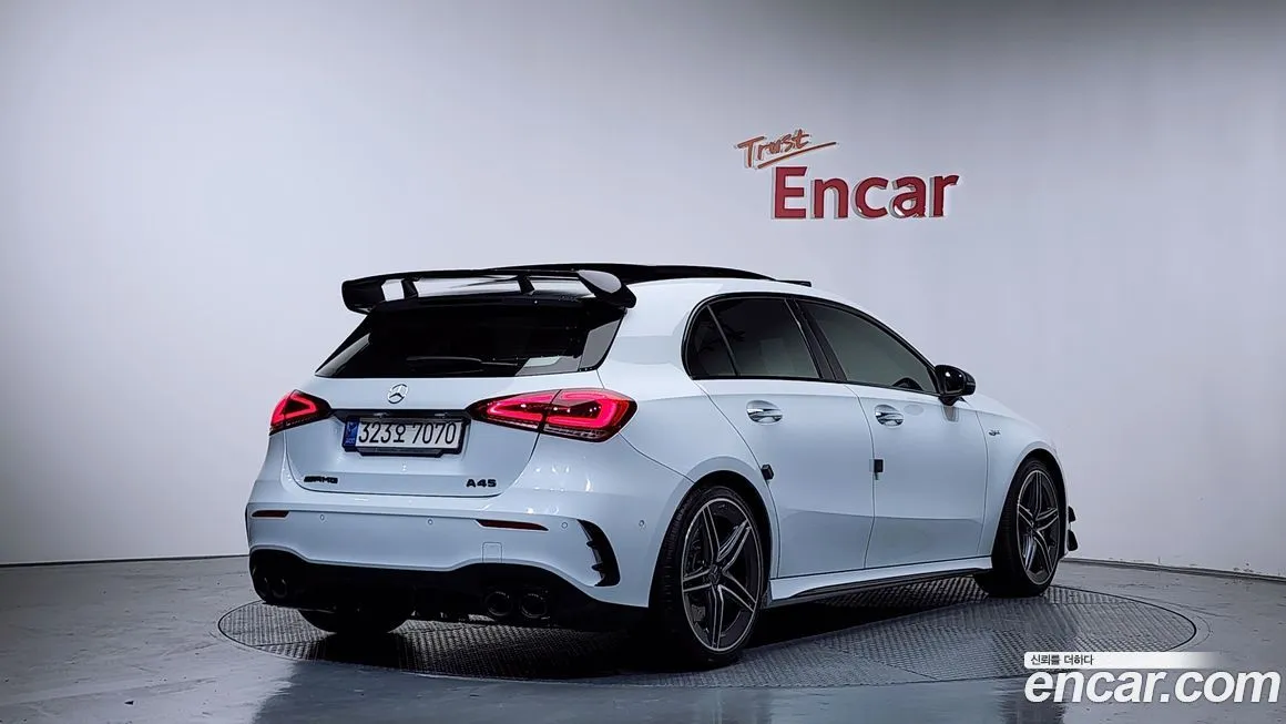 Mercedes-Benz A-Class — фото 9