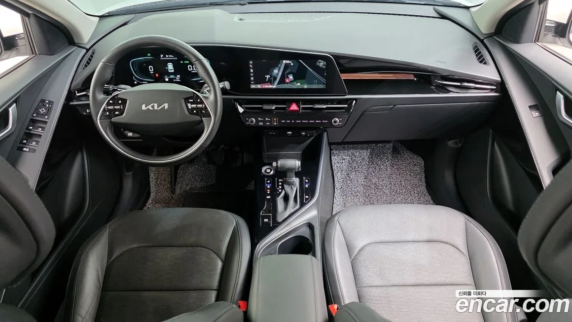 Kia Niro — фото 10