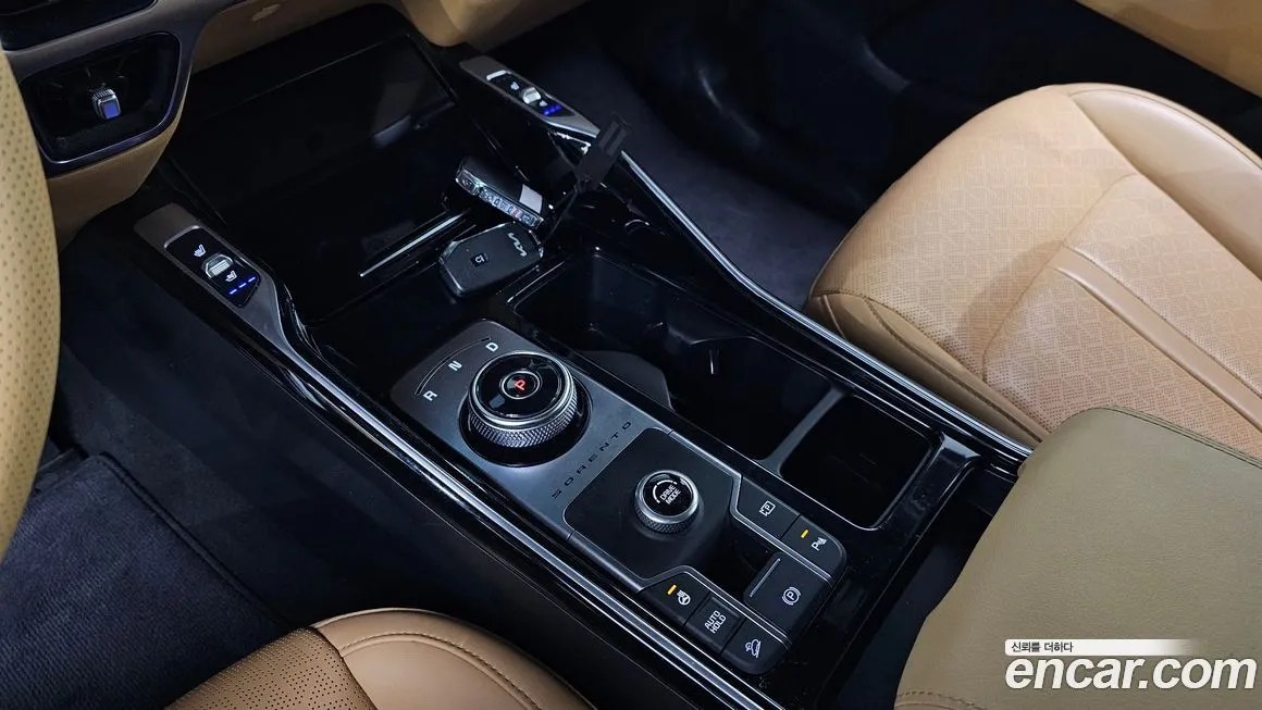 Kia Sorento — фото 9