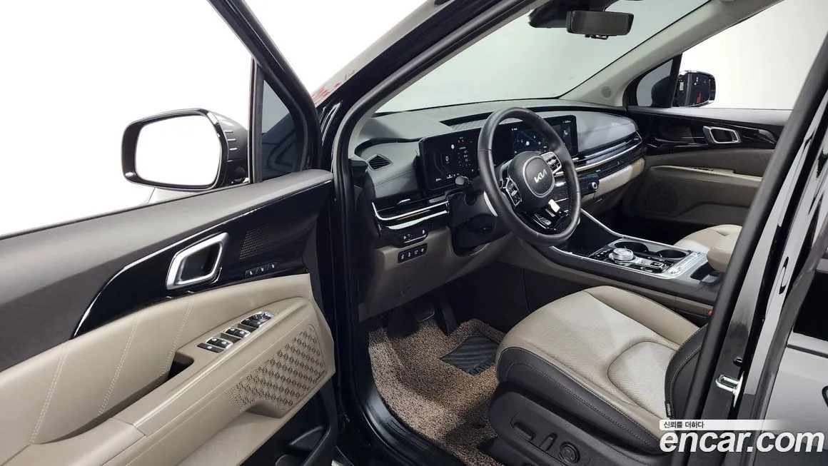 Kia Carnival — фото 10