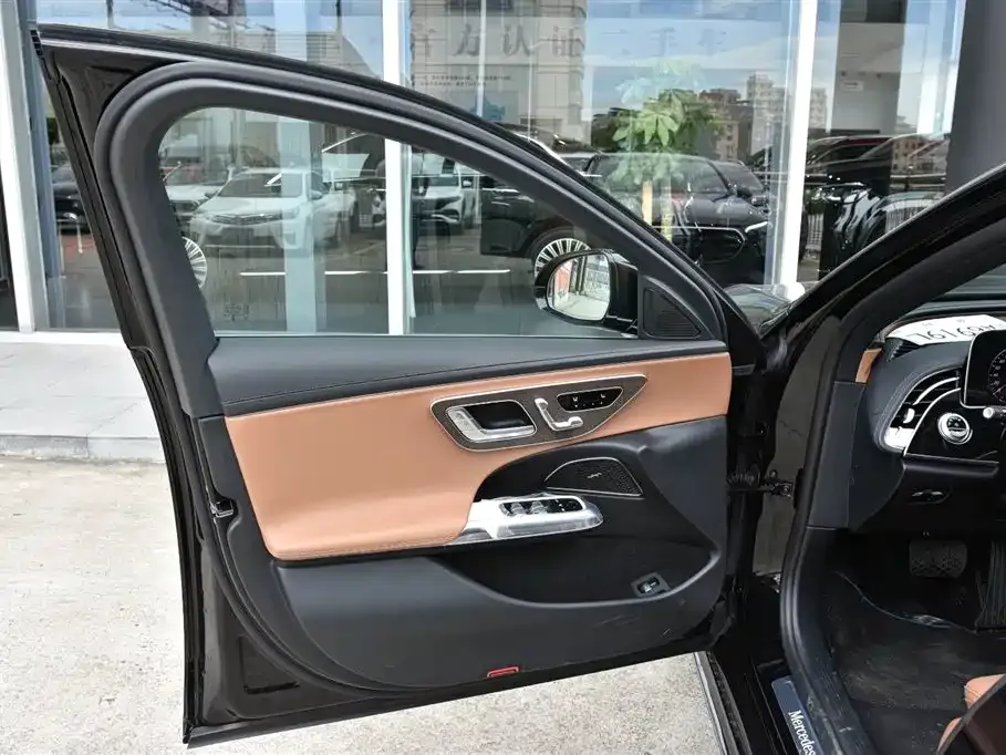 Mercedes-Benz E-Class New Energy — фото 3