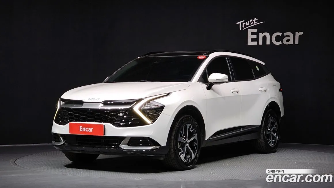 Kia Sportage — фото 1