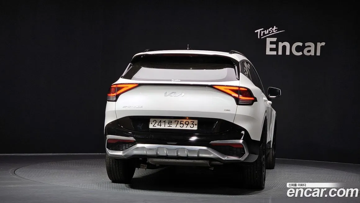 Kia Sportage — фото 6
