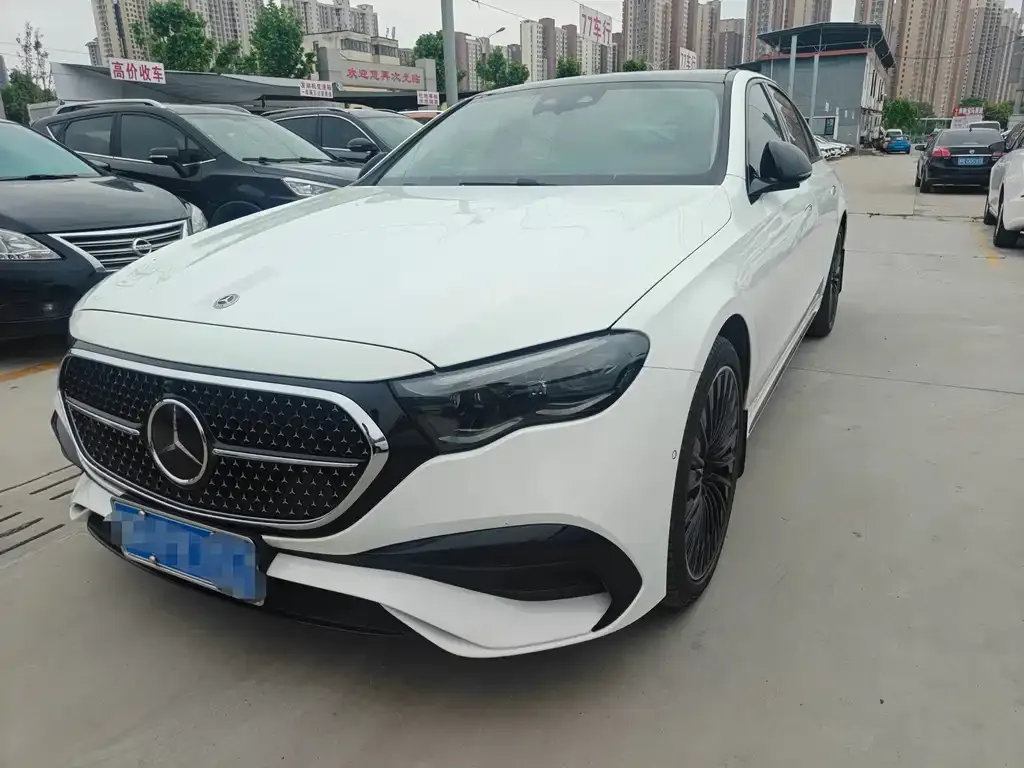 Mercedes-Benz E-Class (Import) — фото 1