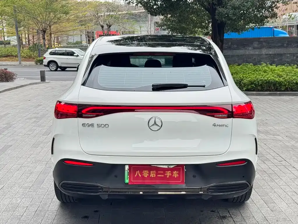 Mercedes-Benz EQE SUV — фото 2