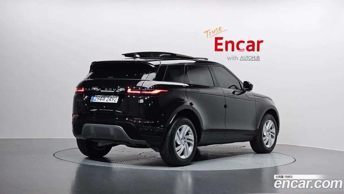 Land Rover Range Rover Evoque — фото 9